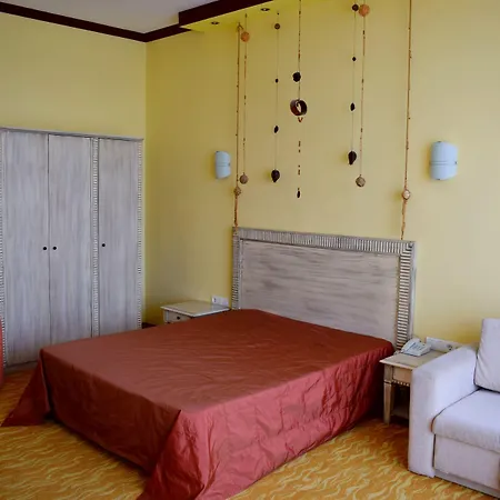 ホテル Brigantina