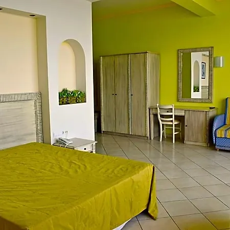 Brigantina 3* غولدن ساندز