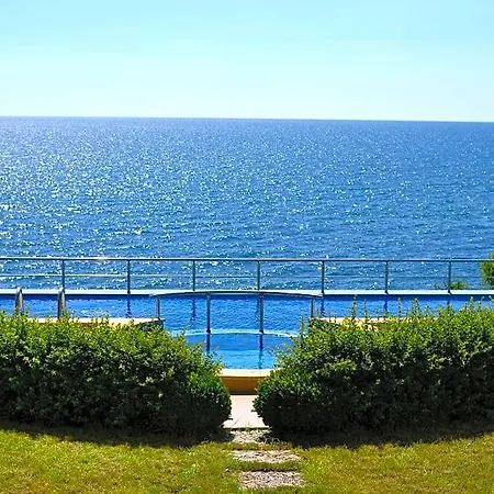 Brigantina Hotel